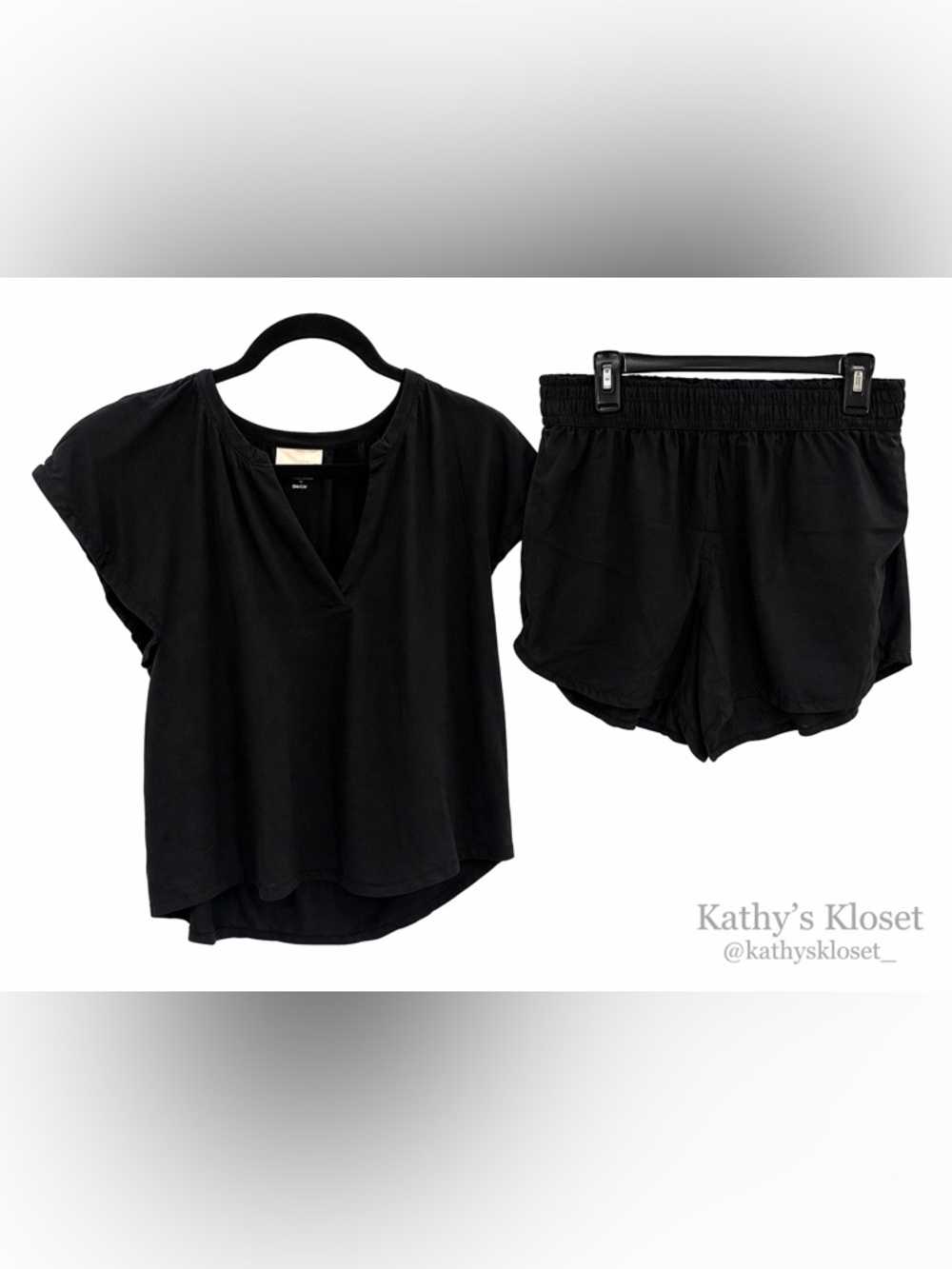 Universal Thread Black V-Neck Short Sleeve Pajama Top & Elastic Waist Shorts